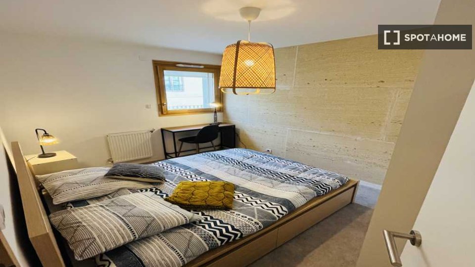 Double room Lyon, 5 beds, 110m² — photo 6