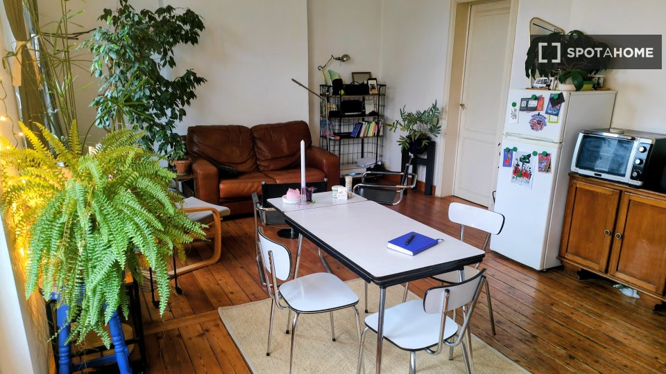Double room Brussels, 2 beds, 65m² — photo 21