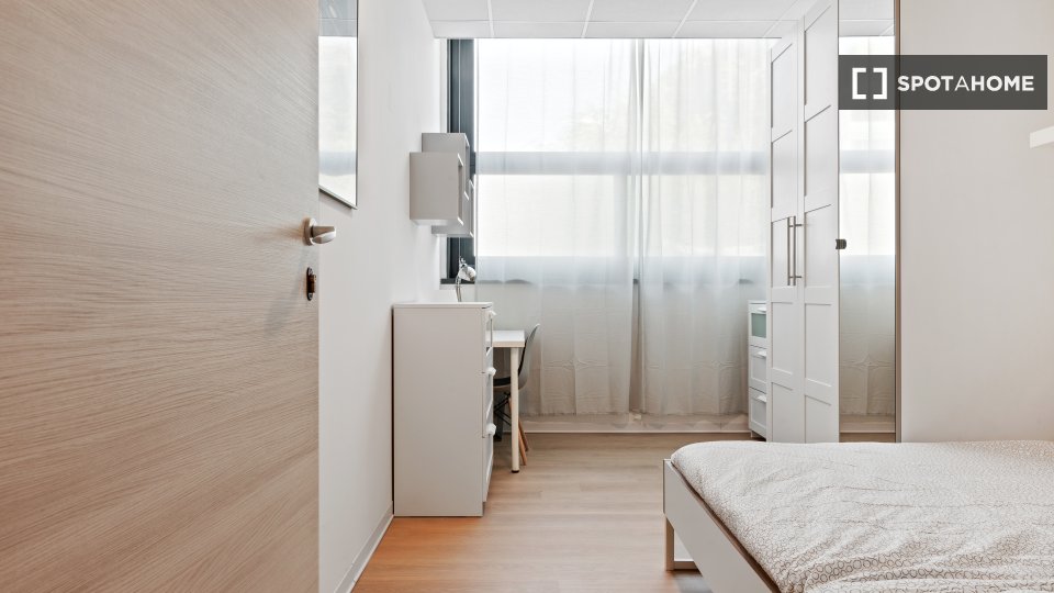 Double room Milan, 6 beds, 128m² — photo 3