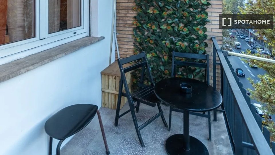 Apartment Rome, 3 beds, 85m² — photo 1