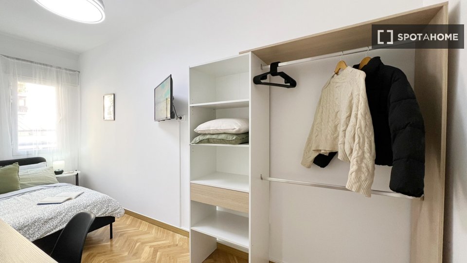 Double room Madrid, 7 beds — photo 9