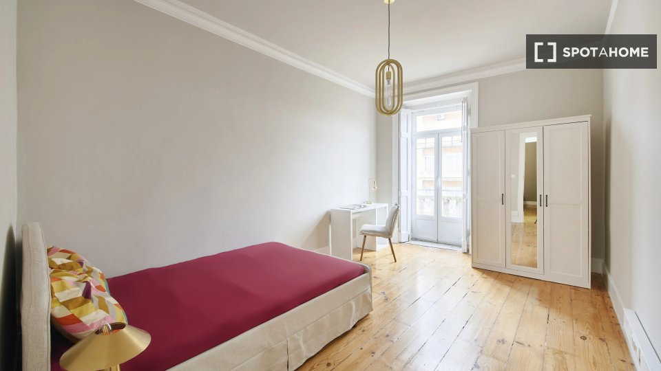 Double room Lisbon, 8 beds — photo 1
