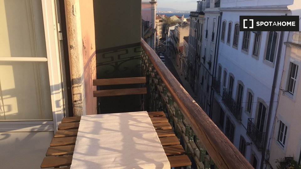 Apartment Lisbon, 2 beds — photo 7