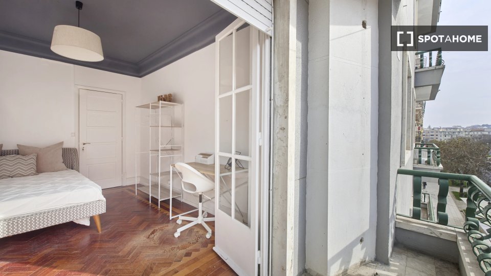 Double room Lisbon, 7 beds — photo 4