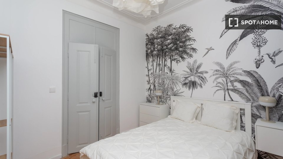 Double room Lisbon, 5 beds — photo 2