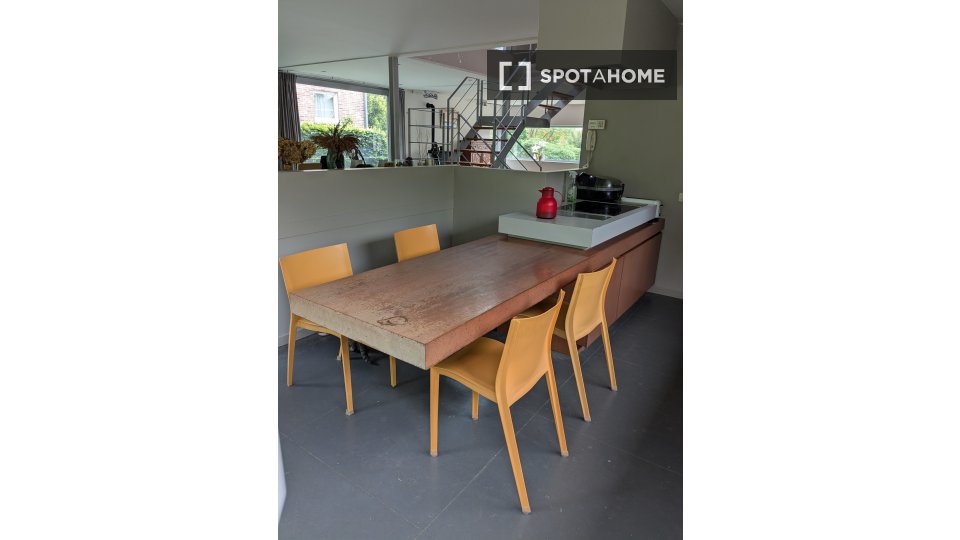 Double room Brussels, 2 beds, 250m² — photo 4