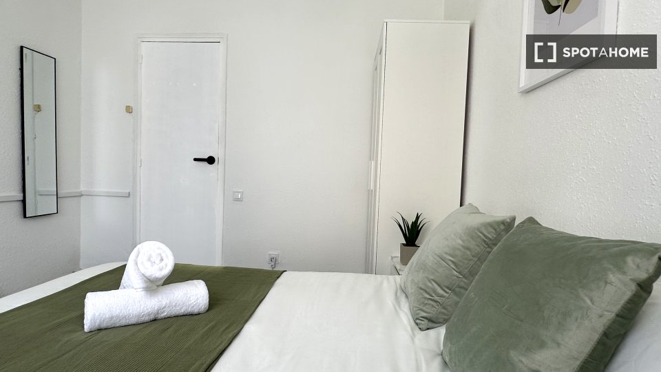 Double room Valencia, 5 beds — photo 3