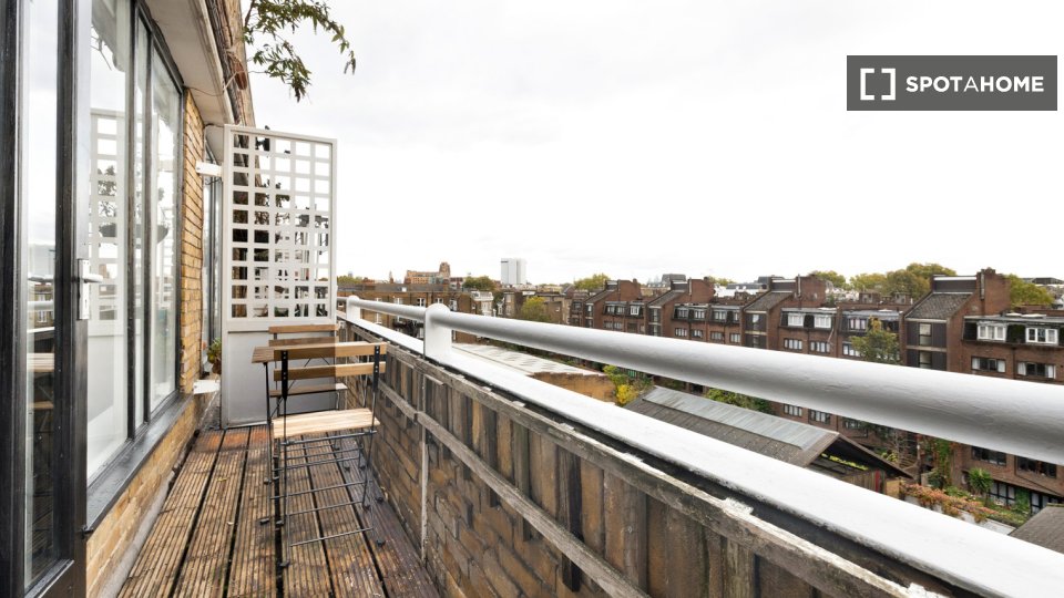 Apartment London, 2 beds — photo 13