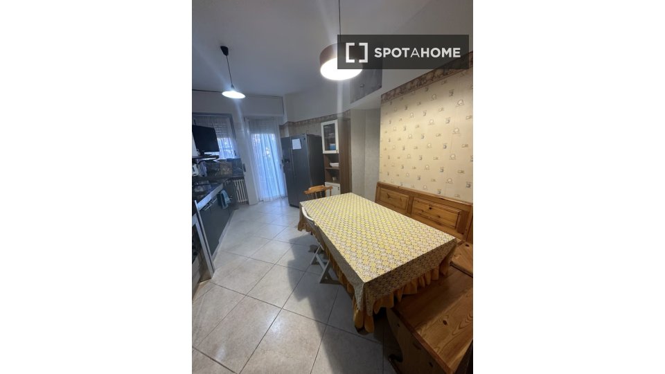 Double room Milan, 4 beds — photo 15