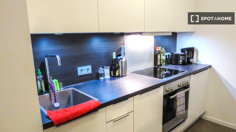 Double room Berlin, 4 beds, 49m² — photo 6