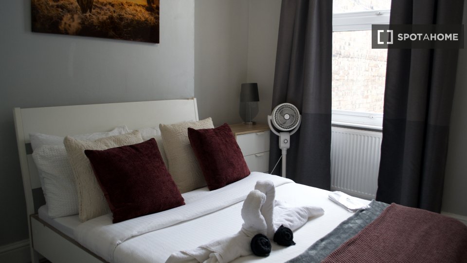 Apartment London, 2 beds — photo 18