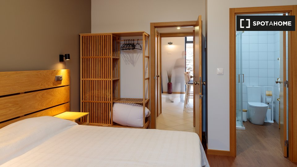 Double room Porto, 7 beds, 250m² — photo 6