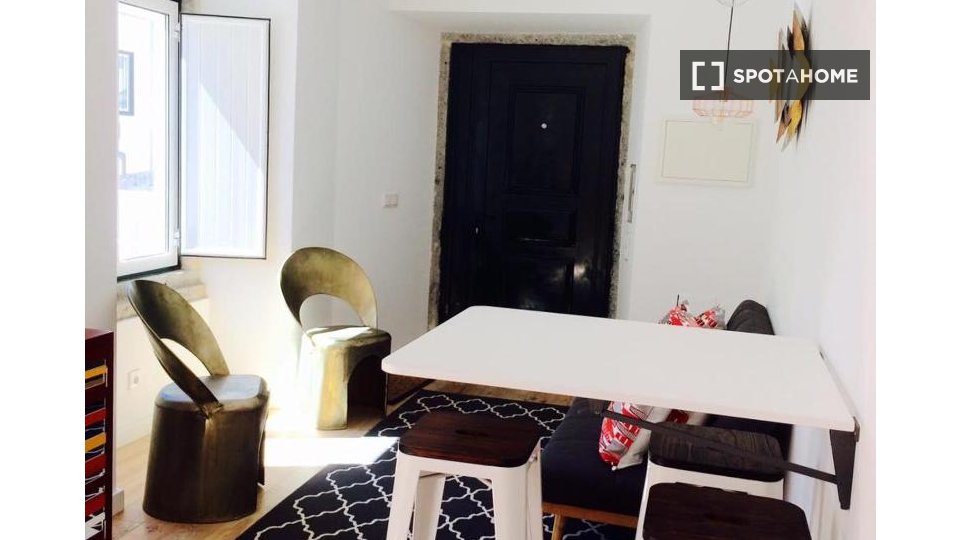 Apartment Lisbon, 2 beds — photo 9