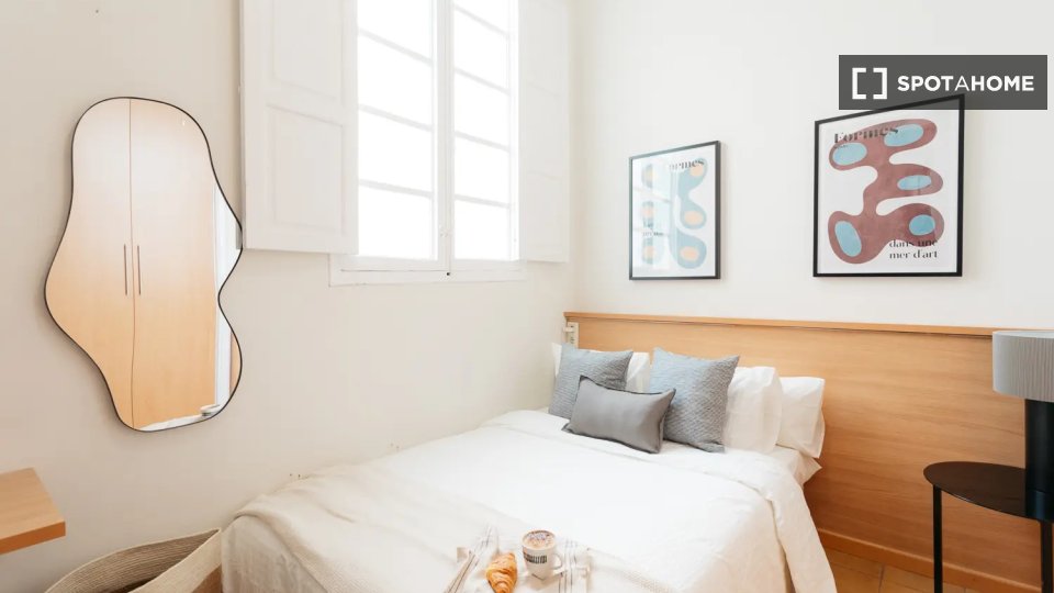 Double room Valencia, 8 beds — photo 18