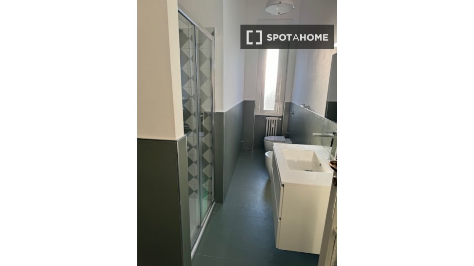Double room Milan, 2 beds, 90m² — photo 5