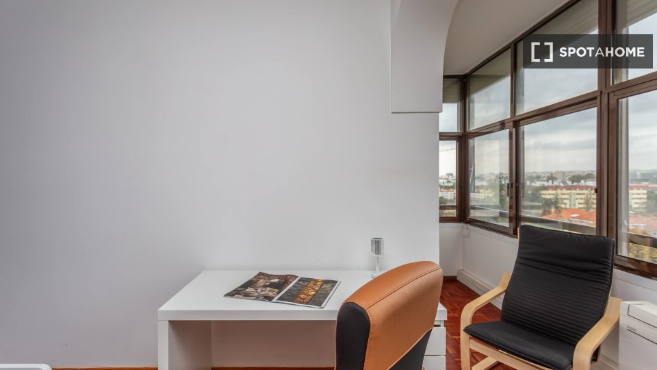Double room Lisbon, 4 beds — photo 7