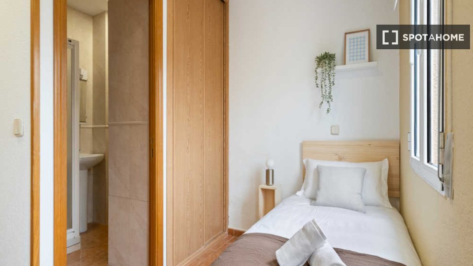 Chambre double Madrid, 34 chambres — photo 18