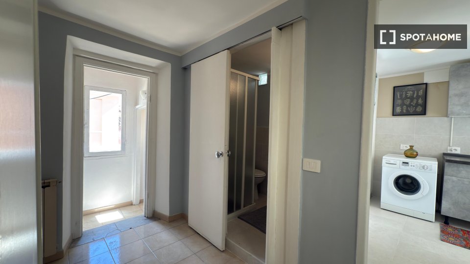 Apartment Rome, 3 beds — photo 30