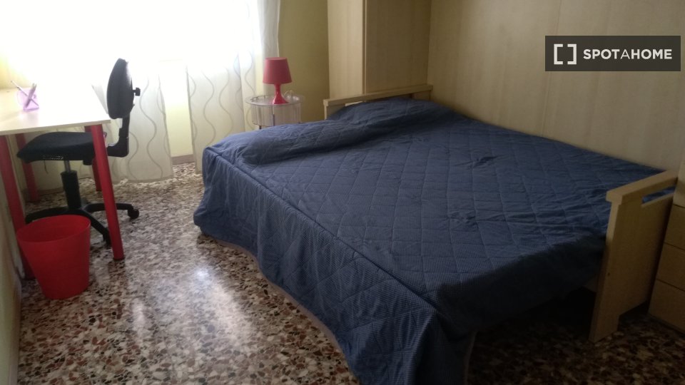 Double room Milan, 1 bed — photo 1