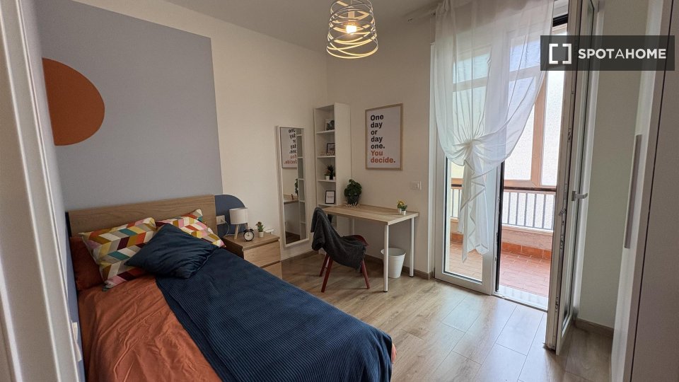 Double room Milan, 4 beds — photo 7