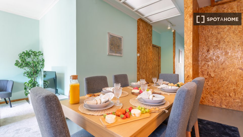 Apartment Porto, 3 beds, 35m² — photo 18