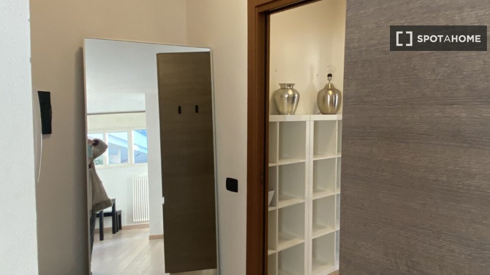 Apartment Milan, 1 bed, 60m² — photo 33