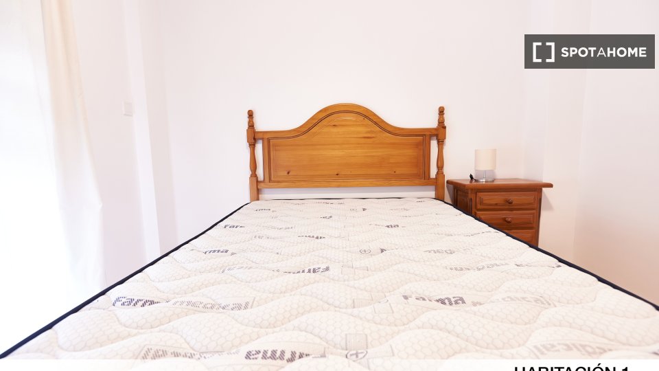 Double room Seville, 5 beds — photo 46