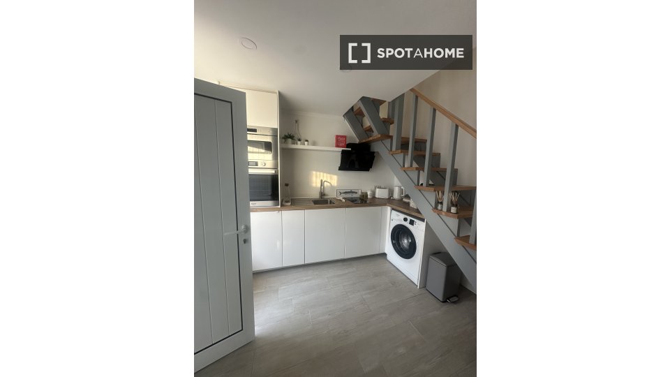 Apartment mono Lisbon — photo 7