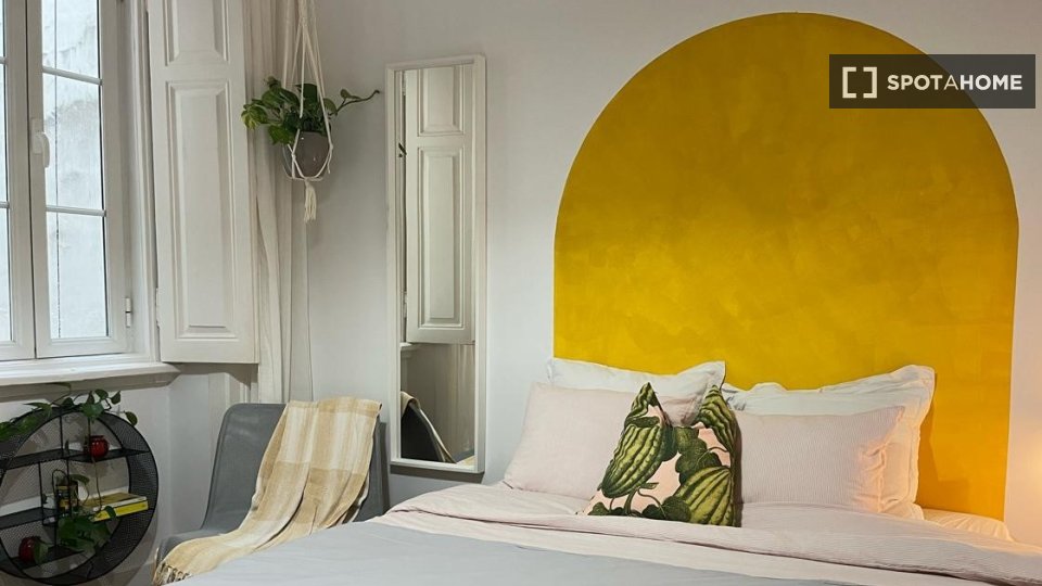 Double room Lisbon, 4 beds, 190m² — photo 1