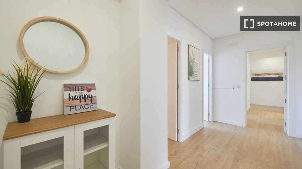 Double room Lisbon, 7 beds — photo 13