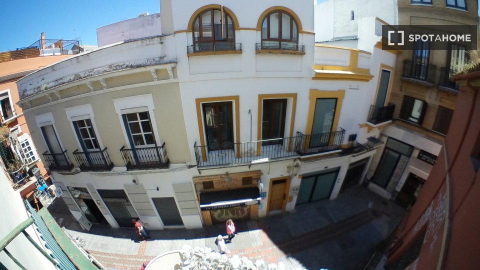 Apartment Seville, 1 bed, 55m² — photo 3