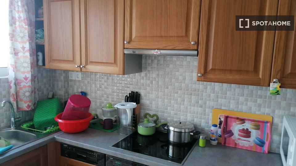 Apartment Athens, 3 beds, 80m² — photo 4