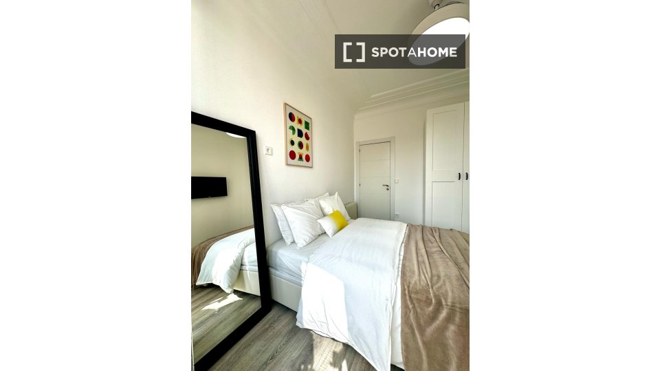 Double room Madrid, 5 beds — photo 16