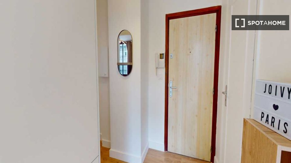 Double room Paris, 3 beds, 60m² — photo 7