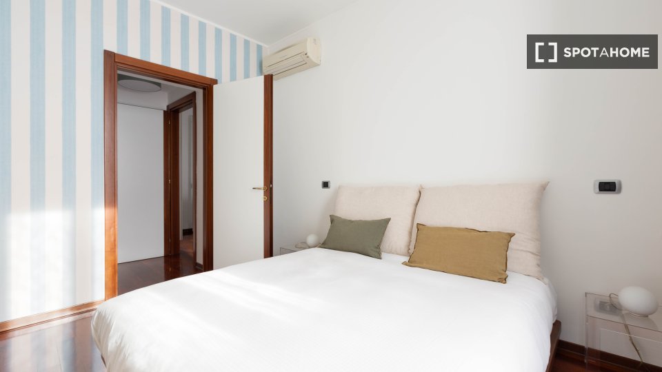 Apartment Milan, 1 bed, 65m² — photo 3
