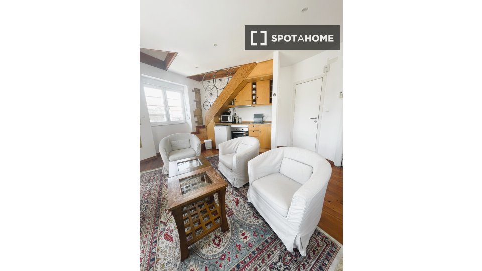 Apartment Lisbon, 2 beds — photo 18