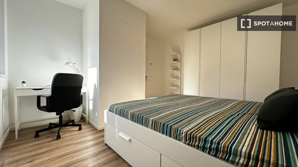 Double room Trento, 5 beds — photo 32