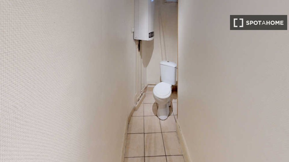 Double room Lyon, 4 beds, 110m² — photo 8
