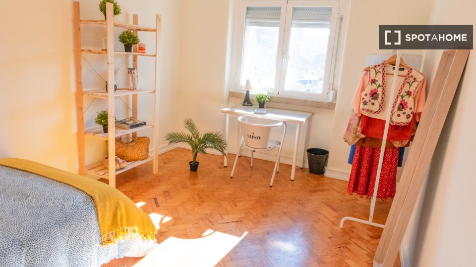 Double room Lisbon, 7 beds — photo 18