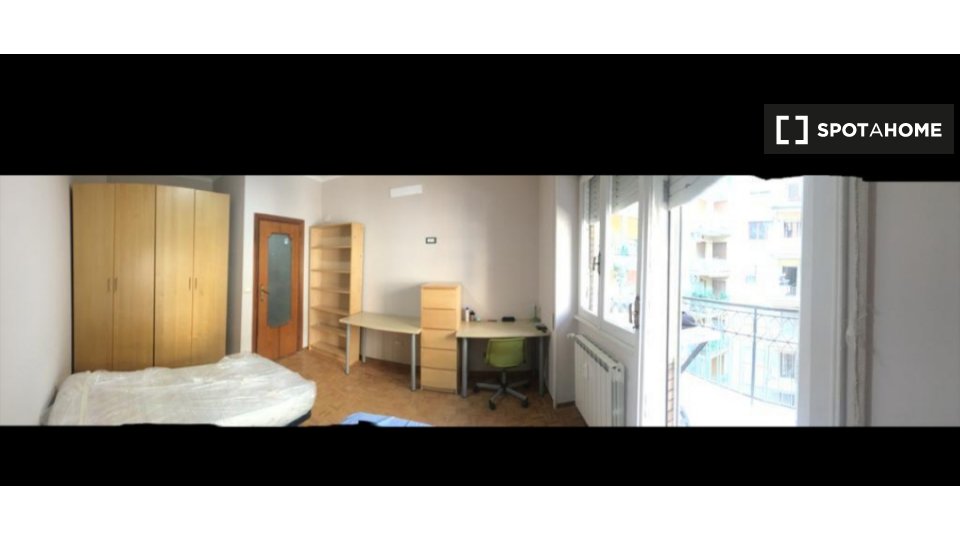 Double room Rome, 2 beds, 75m² — photo 1