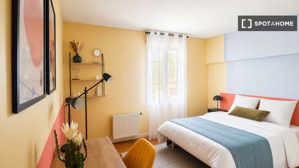 Chambre double Paris, 4 chambres — photo 20