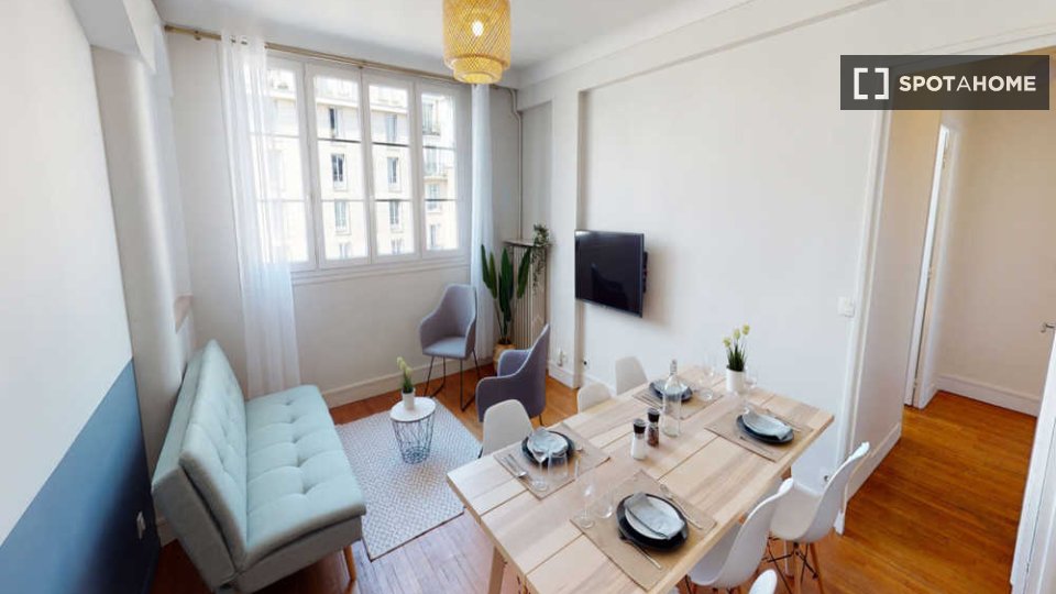 Double room Paris, 5 beds, 110m² — photo 7