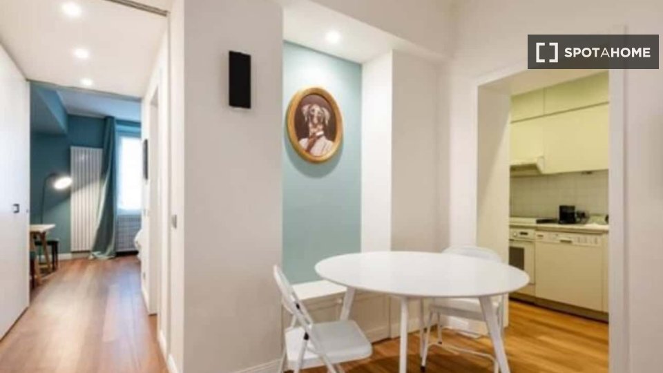 Apartment Milan, 1 bed, 80m² — photo 2