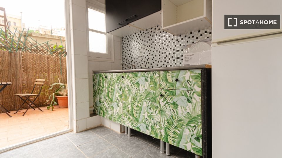 Double room Barcelona, 7 beds, 150m² — photo 4