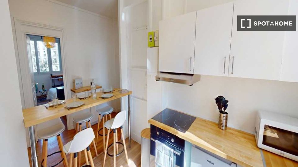 Double room Paris, 5 beds, 100m² — photo 5