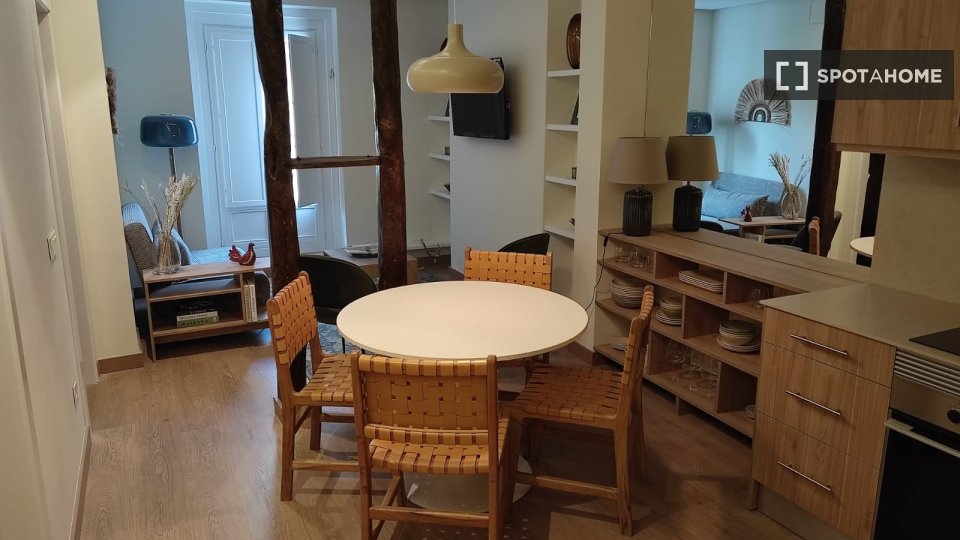 Apartment Madrid, 2 beds, 72m² — photo 6