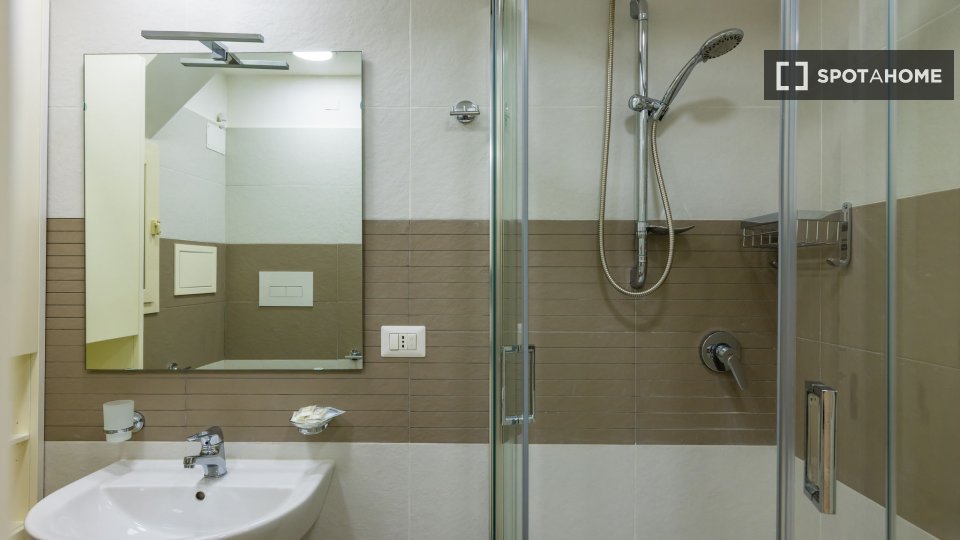Apartment Naples, 1 bed, 95m² — photo 20