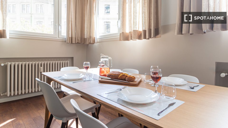 Apartment Milan, 2 beds, 70m² — photo 3