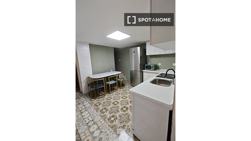 Habitación doble Alcala_De_Henares, 1 habitación, 100m² — foto 4