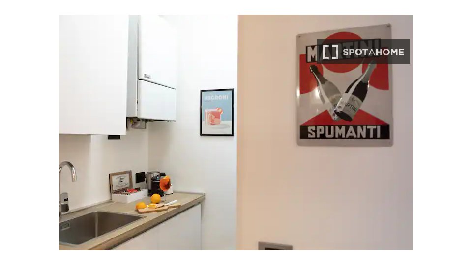 Apartment Milan, 1 bed — photo 17